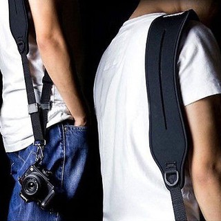 Dây máy ảnh đeo chéo thao tác nhanh Quick Strap