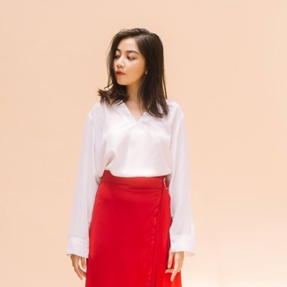Áo sơ mi cổ bèo trắng