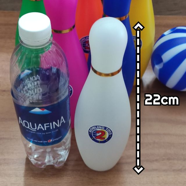 Bộ đồ chơi bowling chai lớn 22cm (6 chai và 1 bóng) Sản xuất tại Việt Nam