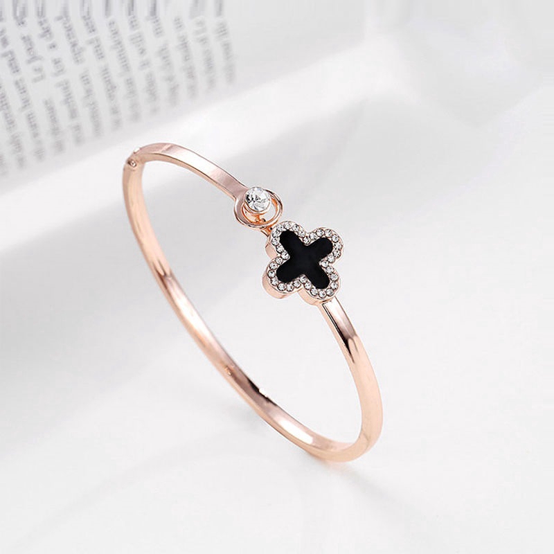 Vòng tay hình cỏ 4 lá đính đá pha lê xinh xắn thời trang cho nữ | BigBuy360 - bigbuy360.vn