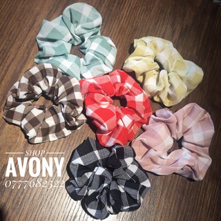 5 Cột tóc vải sọc caro màu tươi - cột tóc Scrunchie