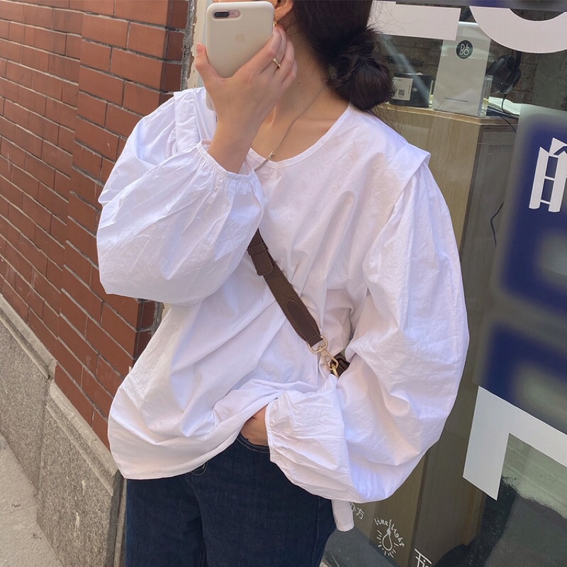 Áo trắng tay phồng