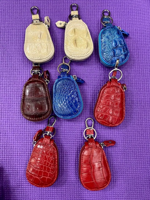 MÓC KHÓA XE HƠI DA CÁ SẤU THẬT 100%