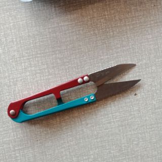 Kéo bấm răng cưa xanh đỏ
