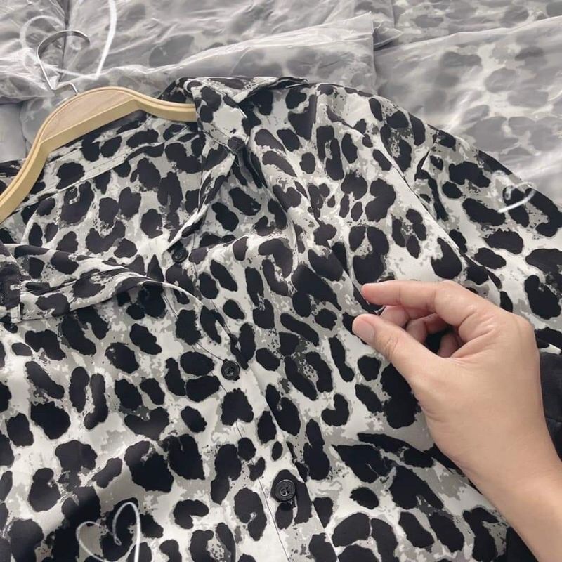 SÉT ÁO SƠ MI DA BEO KÈM QUẦN ÔM BODY XINH CÓ BÁN LẺ MÓN