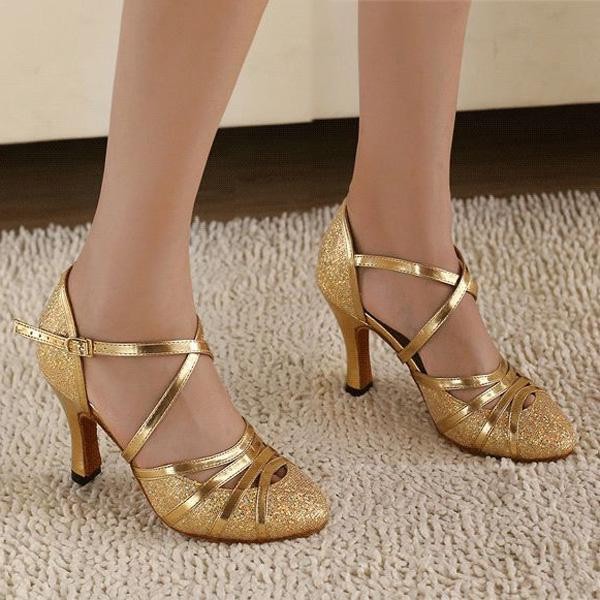Giày khiêu vũ bít mũi 2 vàng ánh kim mẫu mới 7cm QV