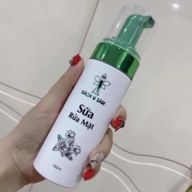 SỮA RỬA MẶT - BẠCH LINH