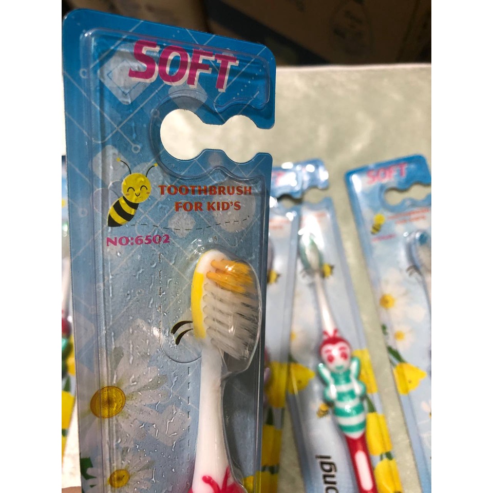Bàn chải em bé con ong soft