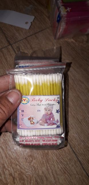 Set 600 tăm bông loại nhỏ để vệ sinh cho bé do Việt Nam sản xuất