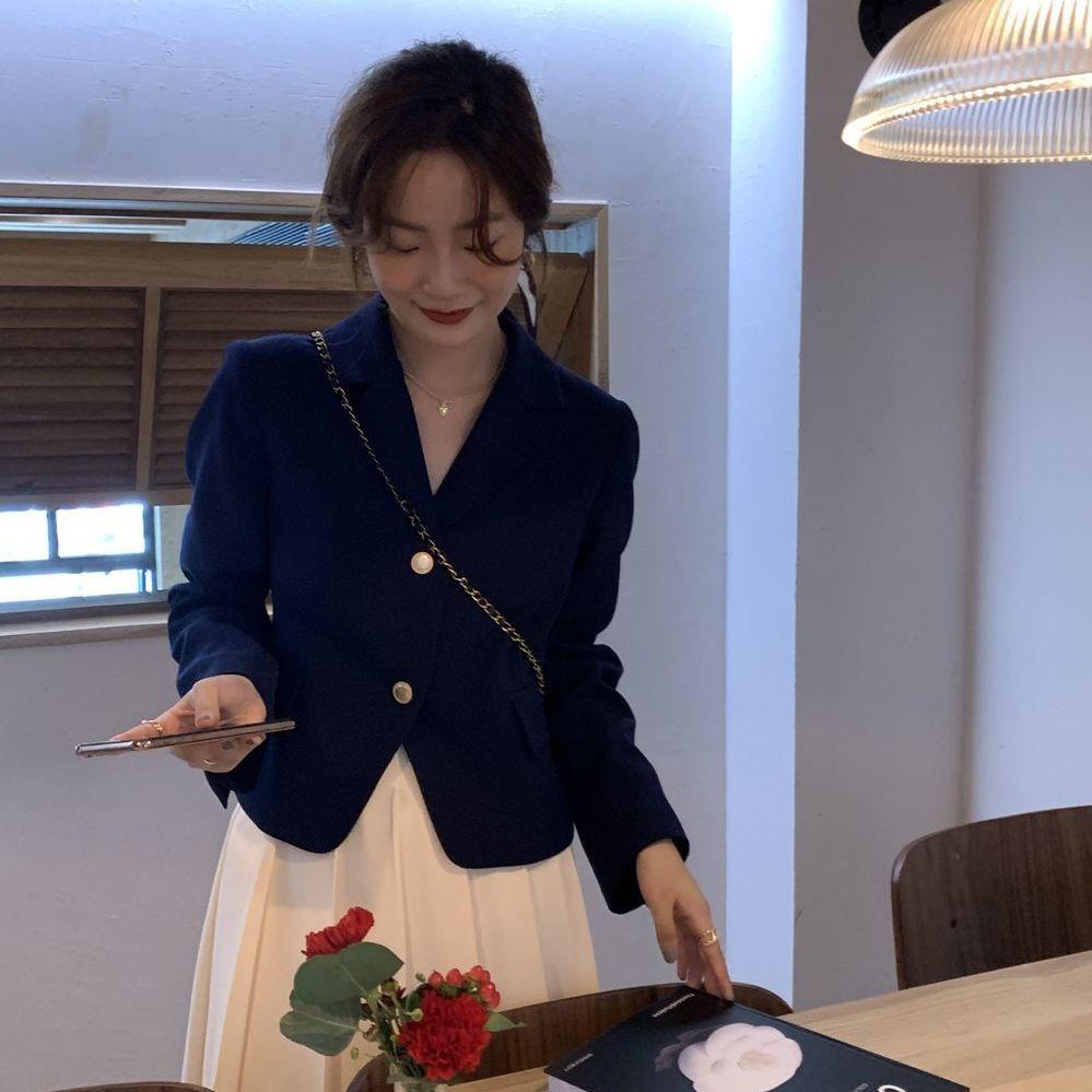 ✁✴Áo khoác dáng ngắn thời trang xuân thu 2021 cho nữ | BigBuy360 - bigbuy360.vn