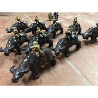 Mục đồng cưỡi trâu thổi sáo gốm sứ Bát Tràng thủ công mĩ nghệ