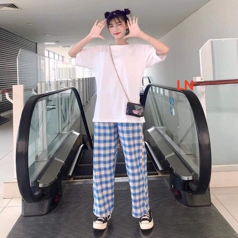 Sét áo thụng trơn + quần kẻ xanh