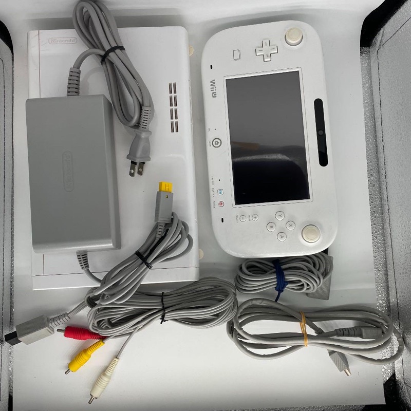 Máy chơi game Nintendo Wii U đã sử dụng, máy đẹp