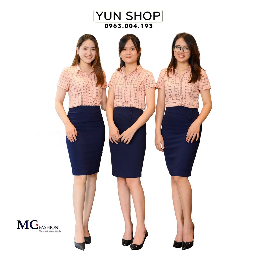 Áo Sơ Mi Nữ Công Sở Thời Trang MC Fashion Dáng Ngắn Cộc Tay A678 Họa Tiết Kẻ Ô