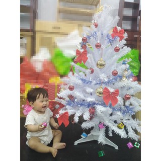 Cây Thông Noel Màu Trắng Cao 1m2_Tặng 1 Ngôi Sao Và 2 Dây Kim Tuyến