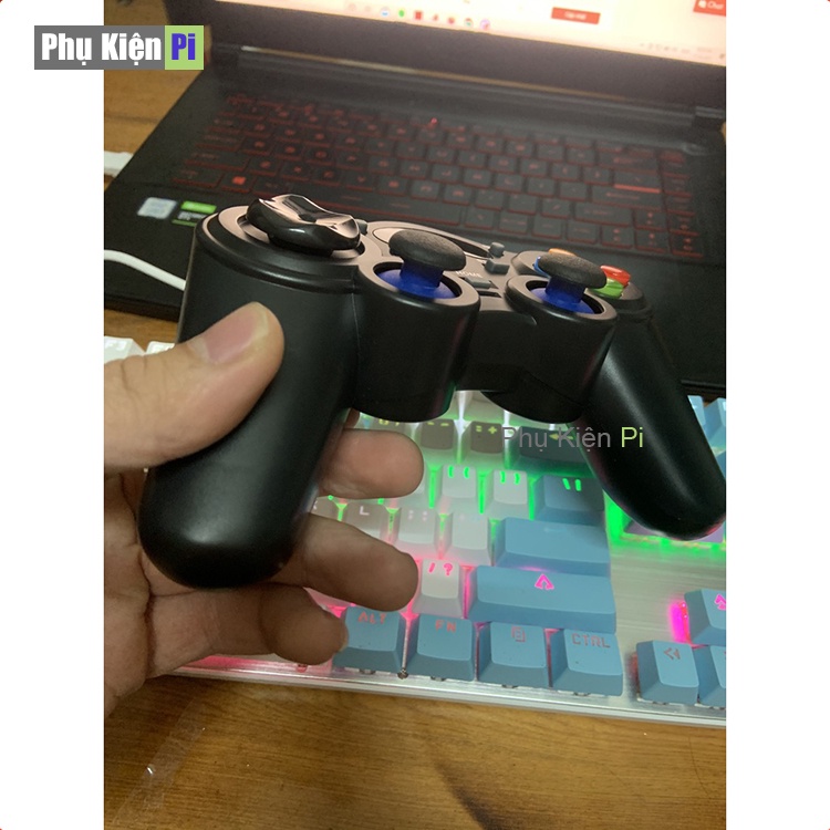 Tay cầm chơi game PC  Laptop  Điện Thoại  TV Android  TV Box Tay cầm chơi game không dây USB Bluetooth 2.4G