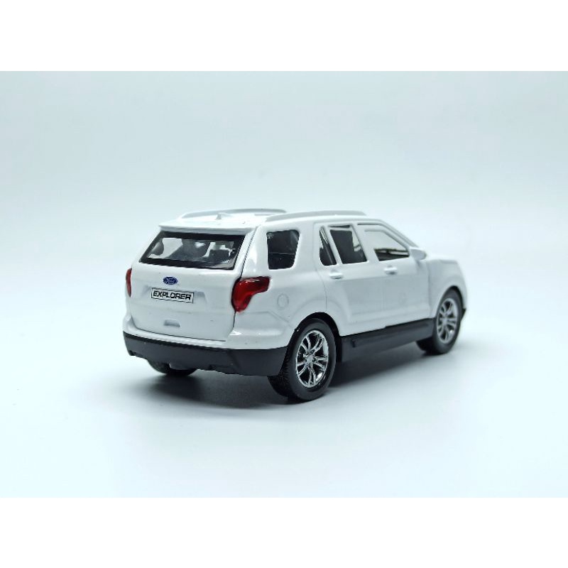 Mô hình Ford Explorer