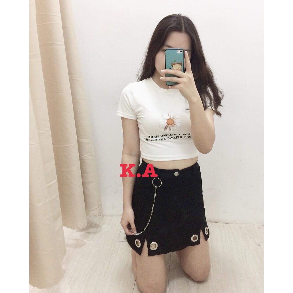 Áo croptop hoa cúc ngắn tay HARIQUEEN | BigBuy360 - bigbuy360.vn
