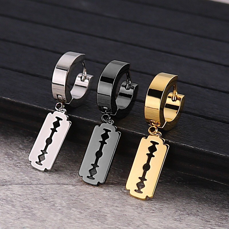 Khuyên tai Nam Titan hình khóa phong cách Hàn Quốc