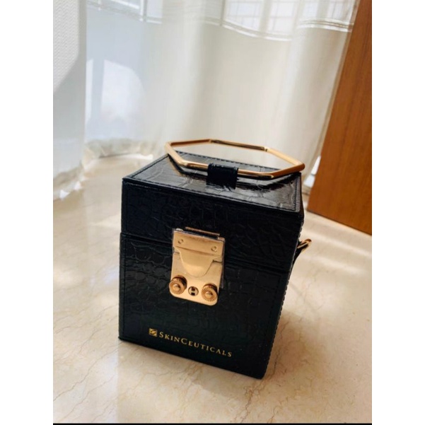 Túi Đeo Chéo Skin.ceuticals Hộp Da Bóng Đen
