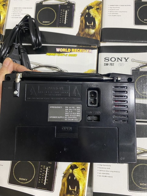 Radio  SW-702 AC