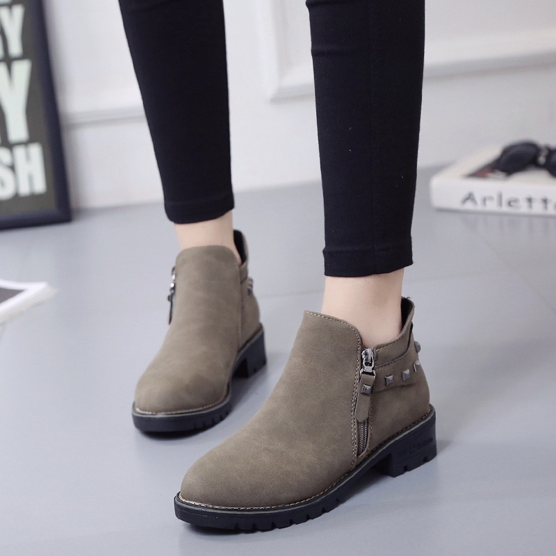 Bốt nữ bằng da lộn phong cách cổ điển thời trang cơ bản | BigBuy360 - bigbuy360.vn