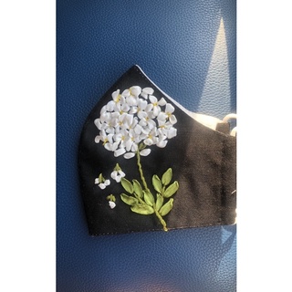 khẩu trang thêu handmade