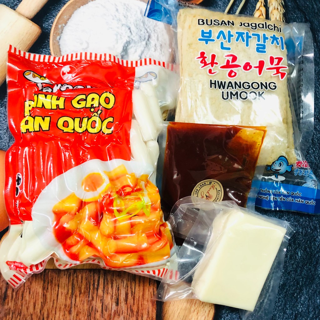 COMBO BÁNH GẠO KÈM SỐT NẤU CHẢ CÁ VÀ PHÔ MAI MOZZA