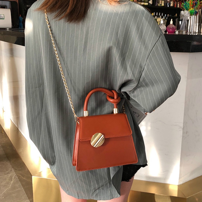 Túi Đeo Vai Hình Vuông Cỡ Nhỏ Thiết Kế Dây Đeo Sợi Xích Phong Cách Cổ Điển Thời Trang Cho Nữ