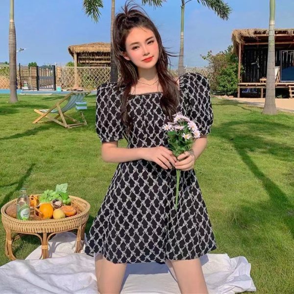 Đầm Perty tay phồng cổ vuông thiết kế mới thời trang mùa hè cho nữ