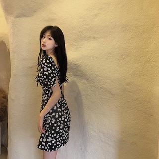 Daisy Dress - Đầm hoa cúc nền đen