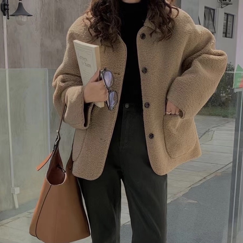 Áo khoác lông mềm dáng rộng siêu ấm áp | BigBuy360 - bigbuy360.vn