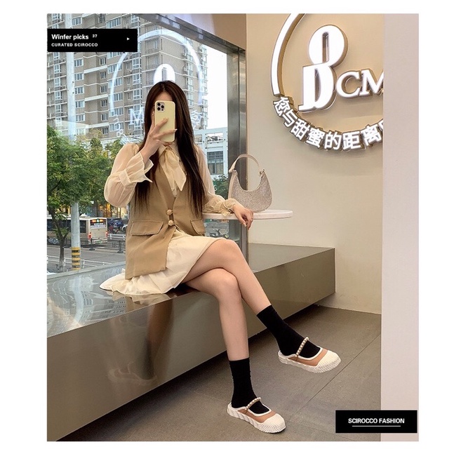 Dép đi mưa cho nữ cách điệu