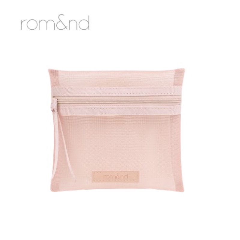 Túi Đựng Mỹ Phẩm Romand Shell Nude Pouch