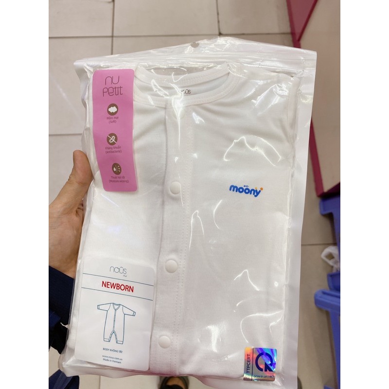[NOUS] set so sinh kèm bao tay chân