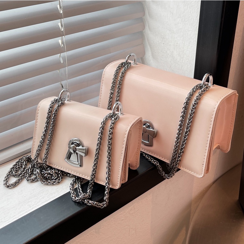 Túi Xách Đeo Vai Hình Vuông Cỡ Nhỏ Phối Dây Đeo Sợi Xích Phong Cách Năm Mới 2022 Chất Lượng Cao Thời Trang Mùa Hè Cho Nữ