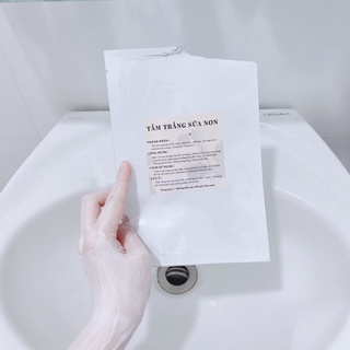 TẮM TRẮNG SỮA NON