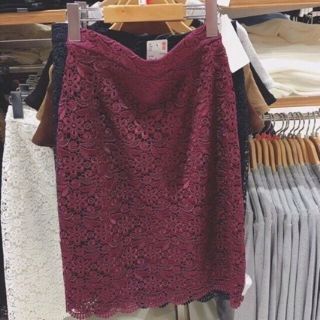 Chân váy ren Uni xuất dư