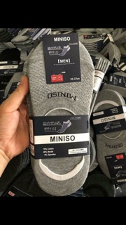 Tất Miniso xuất nhật