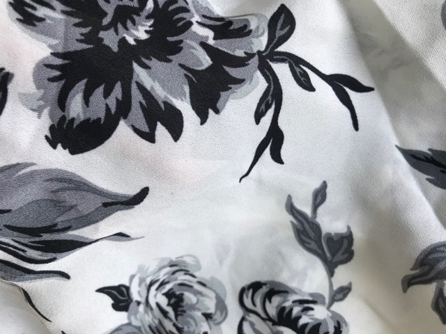 Thanh lý jumpsuit hoa QCCC