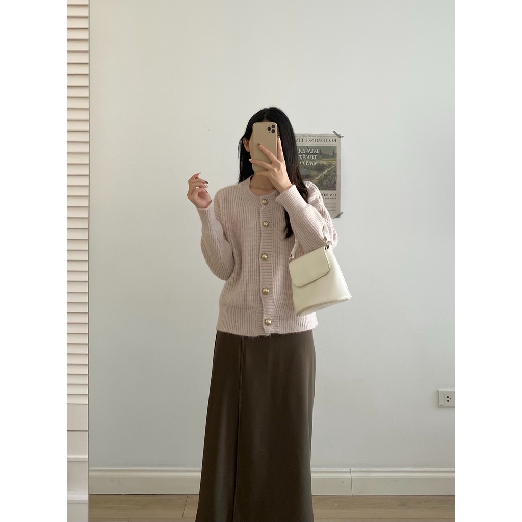 Áo cardigan len cổ tròn cúc vàng đồng _A0321 | BigBuy360 - bigbuy360.vn
