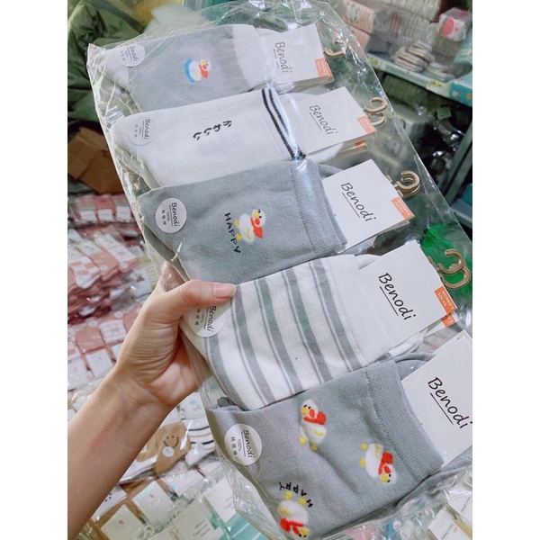 tất dài lộn sộn mẫu