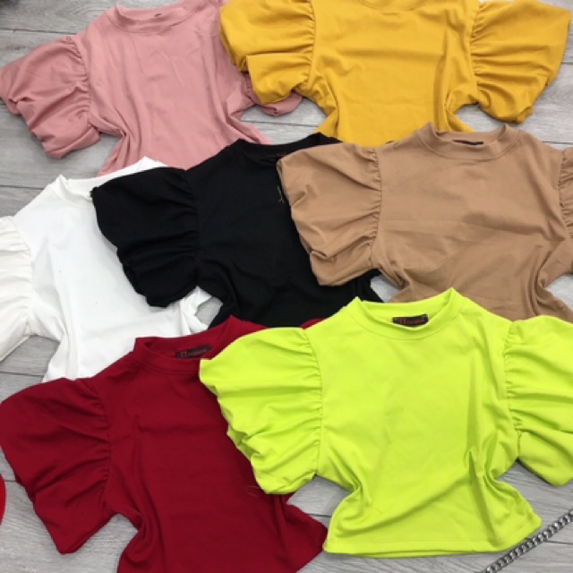 Áo thun croptop tay phồng
