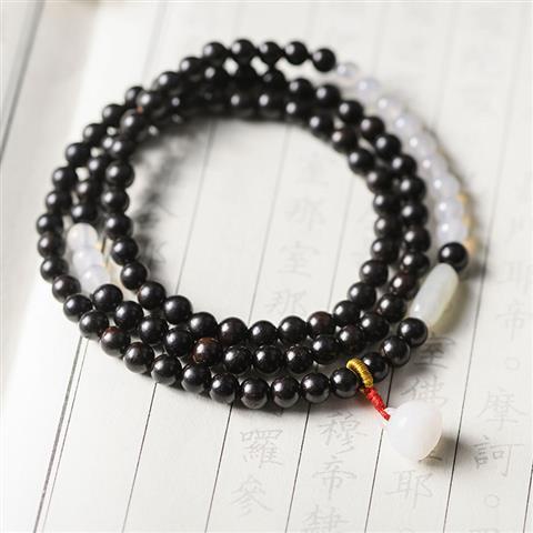 Vòng tay hạt gỗ mun 6mm phong cách vintage