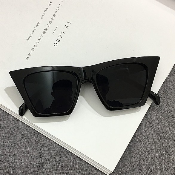 Kính mát gọng vuông thời trang 2020 dành cho nữ