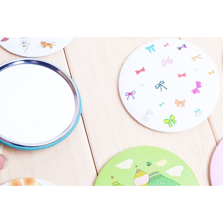 Gương mini trang điểm bỏ túi dễ thương phong cách Hàn Quốc