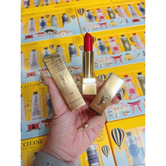 Son YSL Rouge 104 Màu Đỏ Thuần