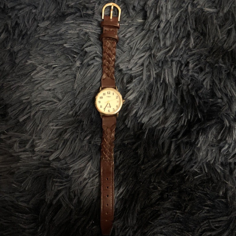 Đồng hồ nữ đã qua sử dụng dây da đan hiệu Timex