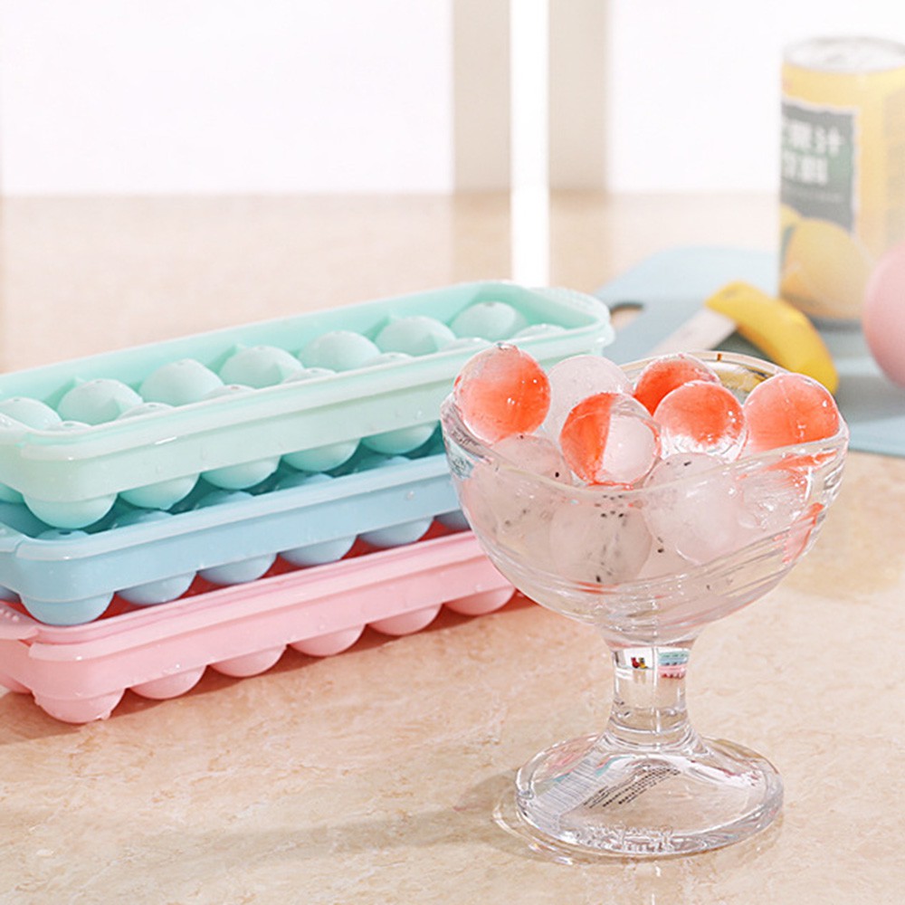 Khay làm đá 14 ô bằng nhựa có nắp đậy tiện dụng đa năng