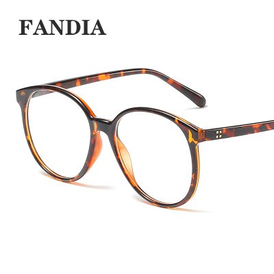 Kính Mát Gọng Nhựa Thiết Kế Thời Trang | BigBuy360 - bigbuy360.vn